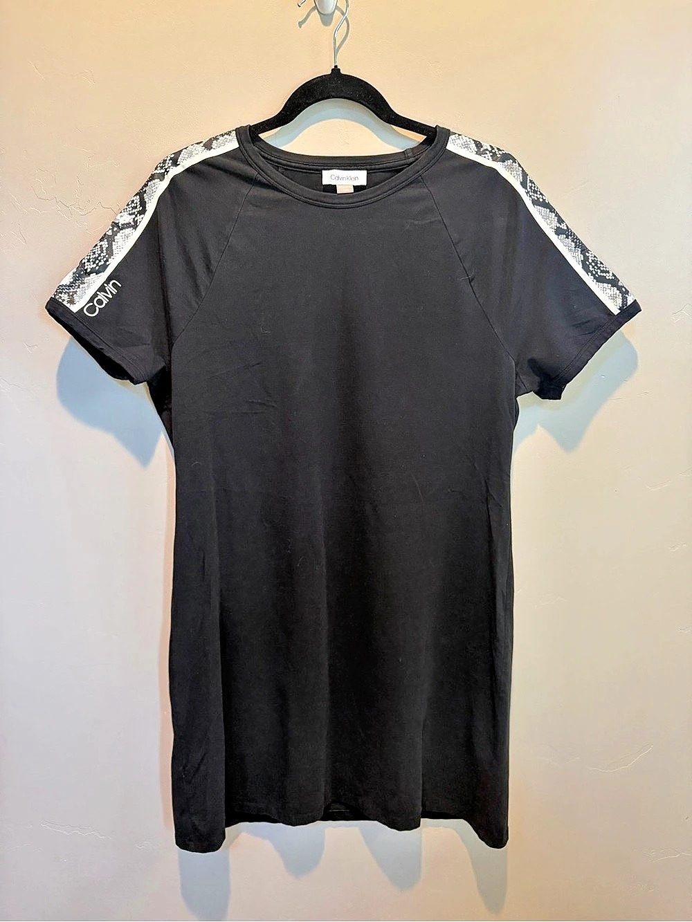 Calvin Klein Black & White Mini Dress Size Large